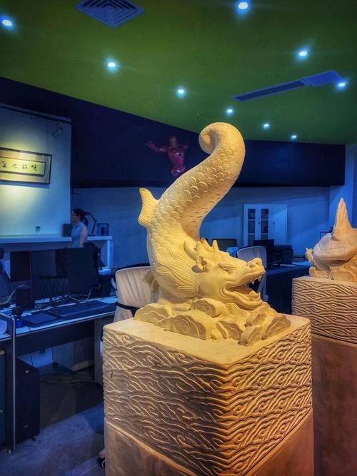 有哪些著名的九子龍雕塑作品？ 有哪些著名的九子龍雕塑作品？ 龍魚百科 第21張