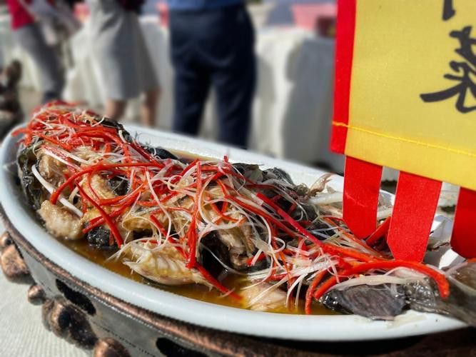 清蒸鱘龍魚圖片高清
