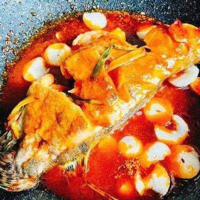 金龍魚煮了：烹飪金龍魚時(shí)需要注意以下幾點(diǎn)，金龍魚煮了需要注意