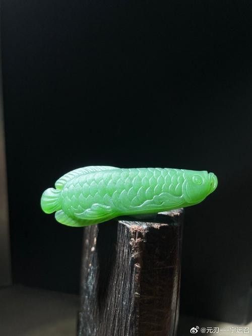 推薦一些龍魚雕刻的精品作品