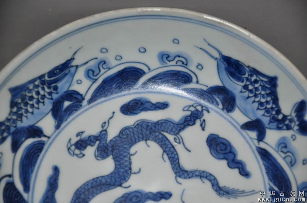 魚龍象征意義：春秋時期的魚龍紋盤是一種具有豐富歷史內涵和文化價值的物品