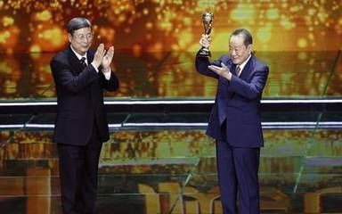 金龍魚 老總（金龍魚的老板是新加坡人嗎？）
