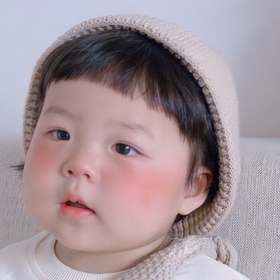 金龍魚餌優(yōu)選是雜牌子還是名牌