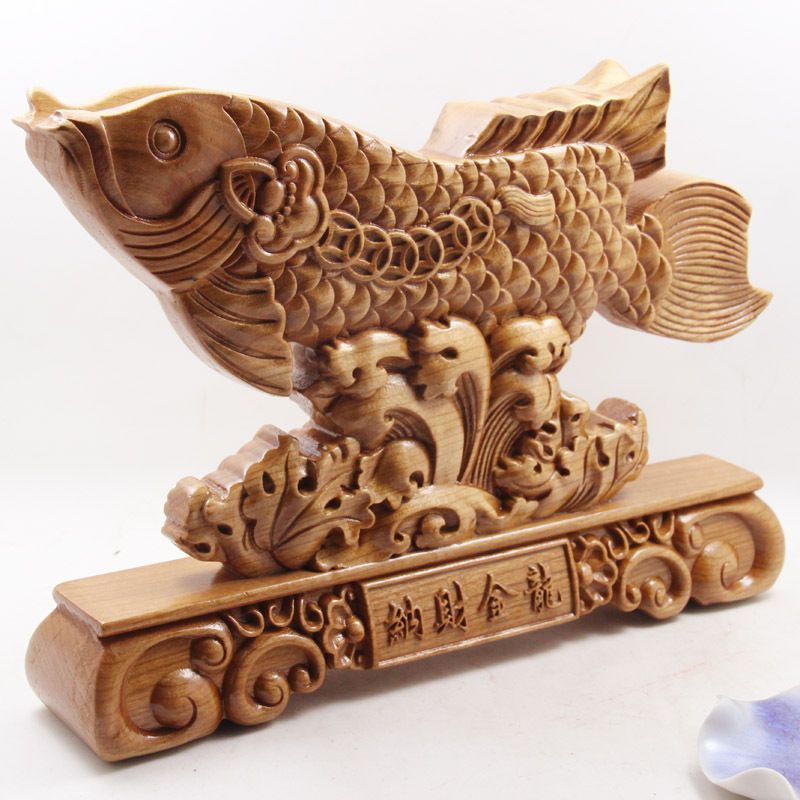 龍魚木雕壞了扔了怎么辦：對(duì)于損壞的龍魚木雕，有以下幾種處理方式，可以修復(fù)