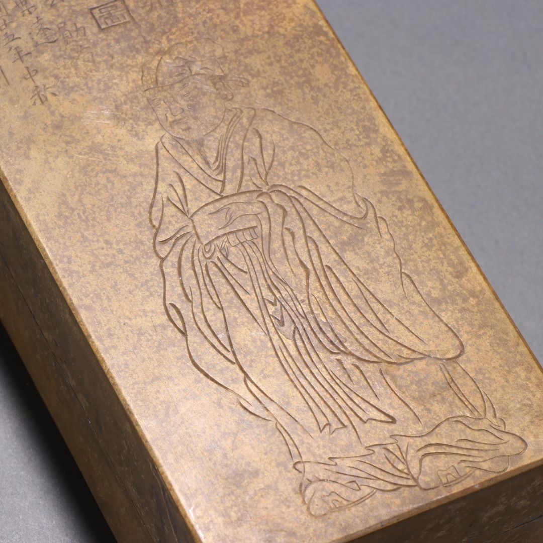 紅龍魚死了能吃嗎，：紅龍魚死了能吃嗎紅龍魚死了能吃取決于其死亡原因