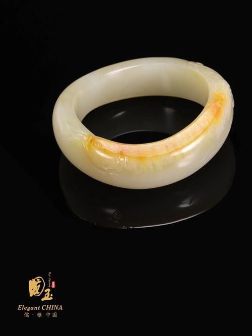 和田玉龍魚(yú)手鐲圖片欣賞 和田玉龍魚(yú)手鐲圖片欣賞 龍魚(yú)百科 第2張