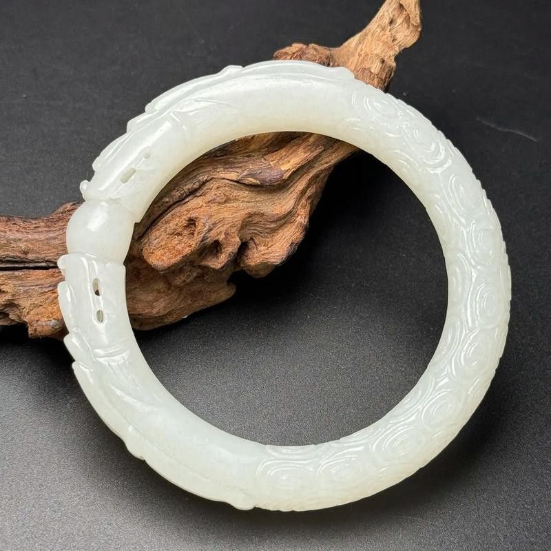 和田玉龍魚(yú)手鐲圖片欣賞 和田玉龍魚(yú)手鐲圖片欣賞 龍魚(yú)百科 第11張