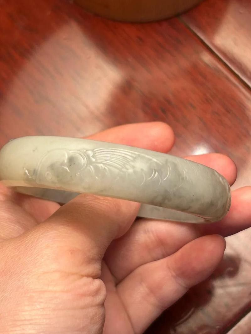 和田玉龍魚(yú)手鐲圖片欣賞 和田玉龍魚(yú)手鐲圖片欣賞 龍魚(yú)百科 第27張