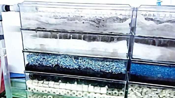 龍魚缸安裝排水地漏需要注意什么？：龍魚缸安裝排水地漏之前需要根據(jù)地漏下水管口徑來選擇合適尺寸的地漏