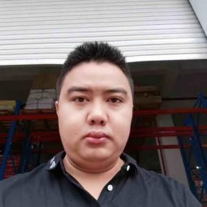 金龍魚兼職：金龍魚兼職一年內(nèi)實(shí)現(xiàn)買車買房目標(biāo)，美容師需照價(jià)賠償
