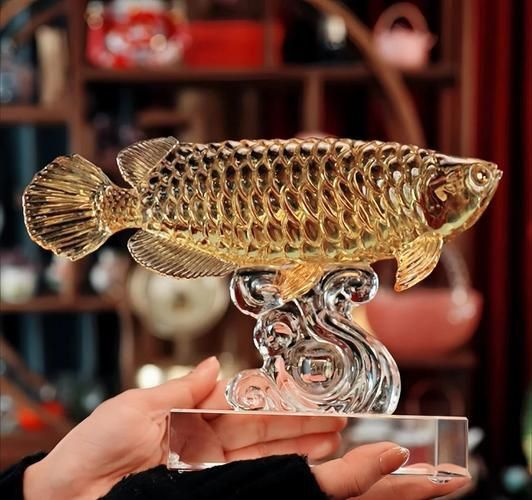 龍魚擺件圖片頭朝右