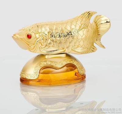 物件招財龍魚擺在什么地方好：招財龍魚擺在什么地方好，