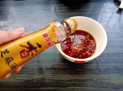 金龍魚吃肉不：金龍魚可以吃豬肉嗎