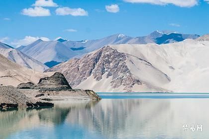 魚缸放在哪里最旺財位(魚缸擺放在客廳哪個方向好) 龍魚百科 第4張 魚缸放在哪里最旺財位(魚缸擺放在客廳哪個方向好) 魚缸放在哪里最旺財位(魚缸擺放在客廳哪個方向好) 龍魚百科 第4張