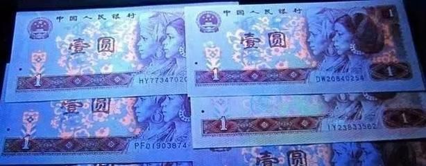 紅色金龍魚寓意什么意思和象征（紅色金龍魚的寓意和象征）
