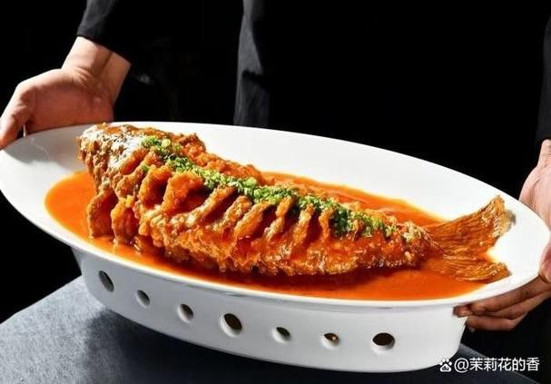 龍魚病了沉到水底了怎么辦：龍魚沉到水底可能表明其身體不適，可能是水質問題引起的 龍魚病了沉到水底了怎么辦：龍魚沉到水底可能表明其身體不適，可能是水質問題引起的 龍魚百科 第4張