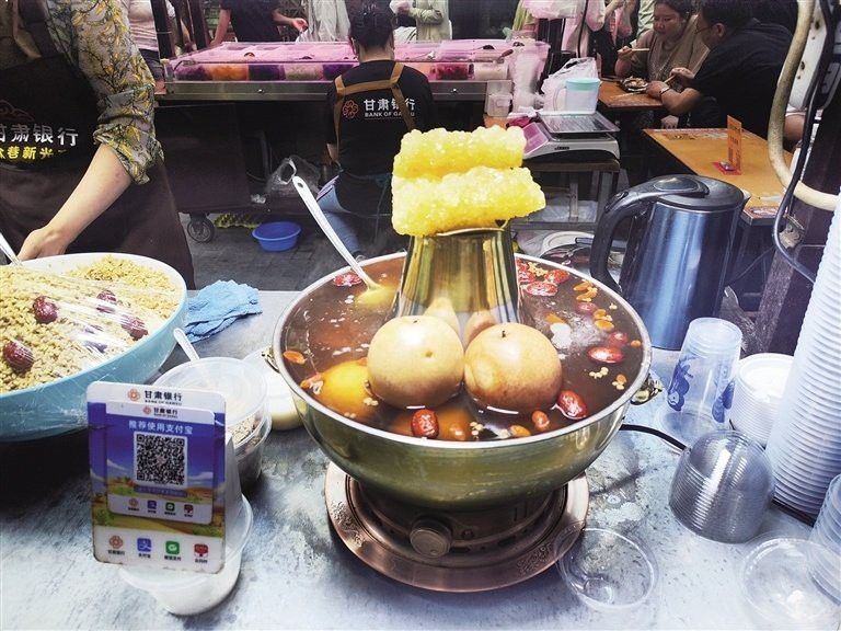 龍魚病了沉到水底了怎么辦：龍魚沉到水底可能表明其身體不適，可能是水質問題引起的 龍魚病了沉到水底了怎么辦：龍魚沉到水底可能表明其身體不適，可能是水質問題引起的 龍魚百科 第9張