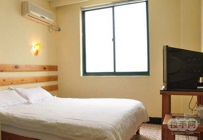 龍魚酒店：成都天臺山龍魚水寨酒店