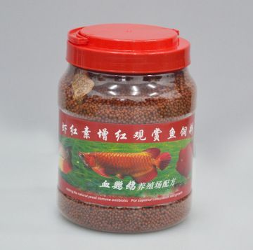 龍魚和招財魚的飼料兼容性（龍魚和招財魚在食性上有一些相似之處，可以接受相同的飼料）