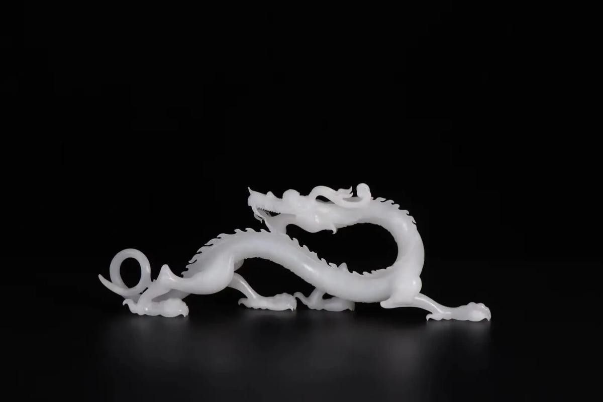 有哪些著名的和田玉龍擺件？
