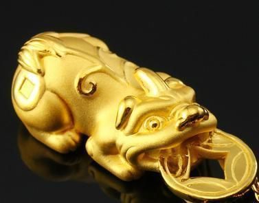 屬龍的養什么魚招財轉運最好：屬龍的人適合養什么樣的魚？