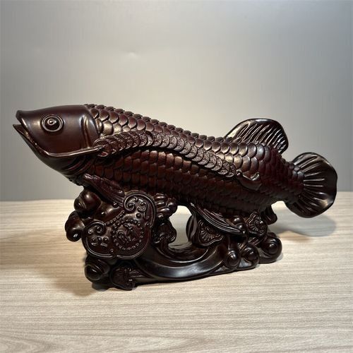 高端龍魚木雕有哪些名家作品？