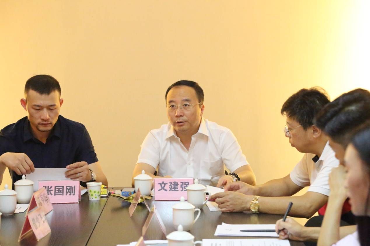 龍魚協(xié)會會長文建強簡介（文建強是中國漁業(yè)協(xié)會龍魚分會會長文建強簡介） 龍魚協(xié)會會長文建強簡介（文建強是中國漁業(yè)協(xié)會龍魚分會會長文建強簡介） 龍魚百科 第2張
