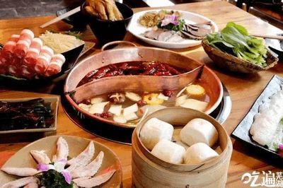 龍魚吃饅頭嗎：龍魚在極度饑餓的情況下可能會吃饅頭這類食物