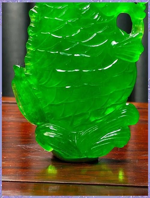 翡翠龍魚擺件