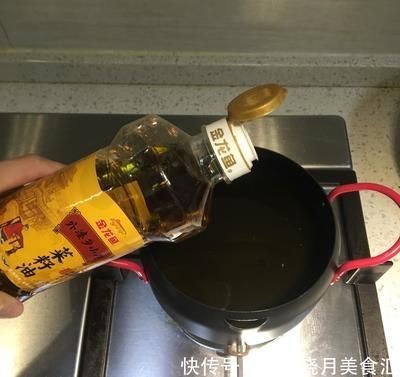 怎么固定金龍魚受傷泡沫（金龍魚受傷并且有泡沫附著，可以幫助金龍魚恢復健康）