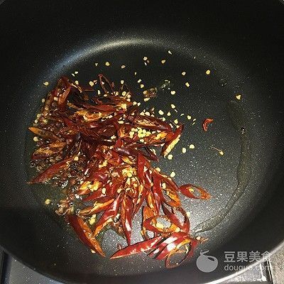 三角恐龍魚(yú)吃什么長(zhǎng)得快點(diǎn)