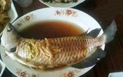 龍魚須怎樣做好吃視頻講解：爆龍須的做法