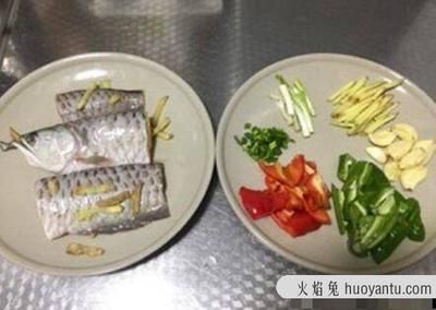 龍魚怎么燒好吃？：紅燒龍魚的烹飪方法和技巧，酸甜番茄龍魚的營養(yǎng)成分有哪些