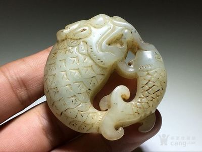 雕刻魚化龍寓意：翡翠魚化龍的寓意 雕刻魚化龍寓意：翡翠魚化龍的寓意 龍魚百科 第3張