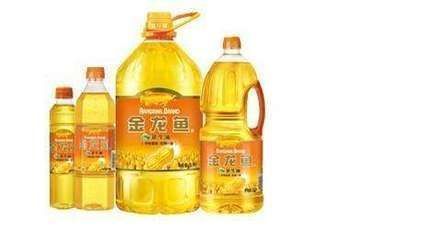 紅眼白子金龍魚多少錢一條：紅眼白子金龍魚價(jià)格因地區(qū)、大小、血統(tǒng)和市場(chǎng)需求而有所不同