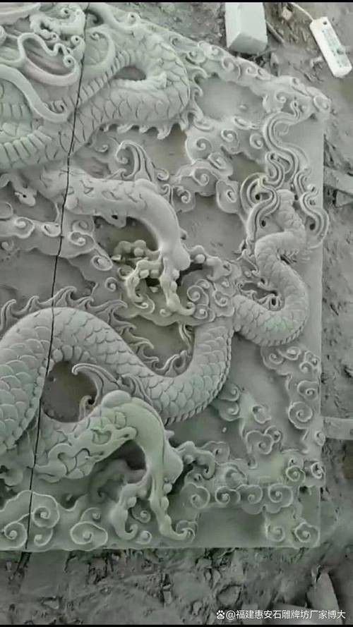 哪里可以找到高清招財龍壁紙？