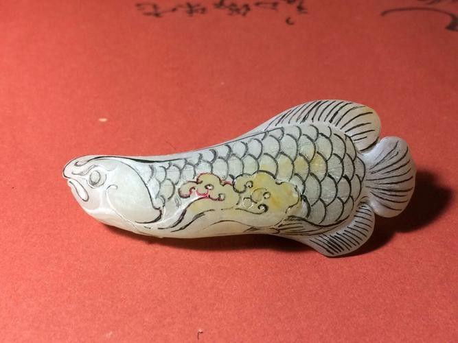 玉金龍魚圖片大全