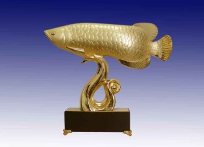 金龍魚擺件放在客廳什么位置【金龍魚擺件在客廳擺放位置的風水講究金龍魚擺件的風水講究】