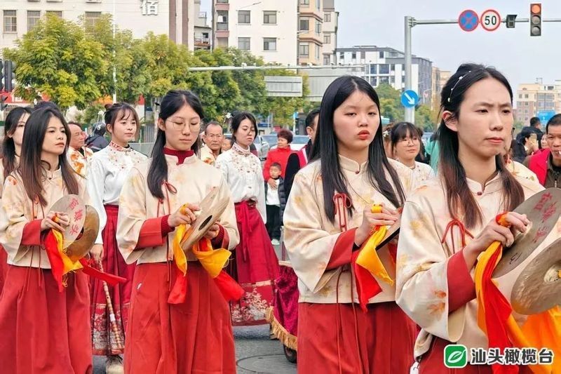 哪里可以找到潮汕龍魚文化作品：關(guān)于潮汕龍魚文化作品的一些問題 哪里可以找到潮汕龍魚文化作品：關(guān)于潮汕龍魚文化作品的一些問題 龍魚百科 第3張
