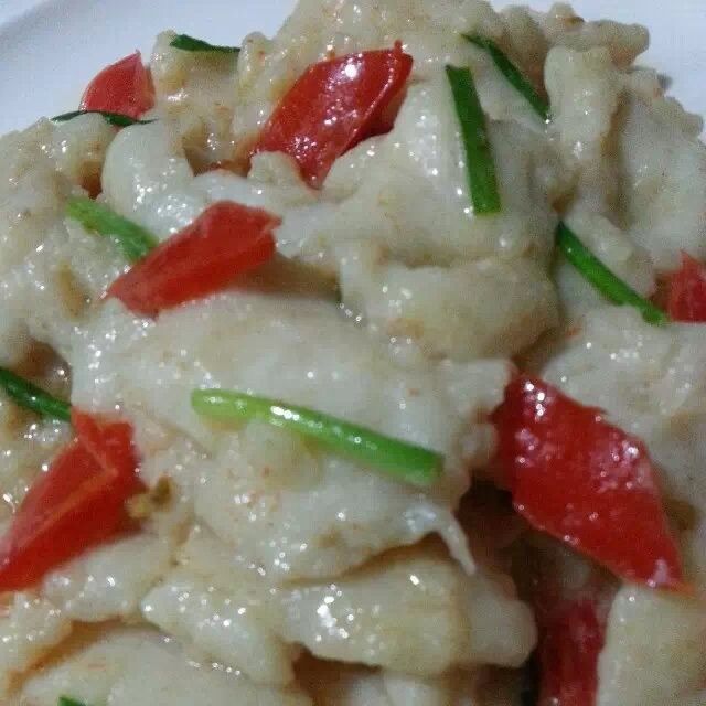 龍利魚烹飪時如何避免碎裂：魚片一煮就碎做好“2個”關(guān)鍵步驟,魚肉滑嫩不碎,鮮香不腥