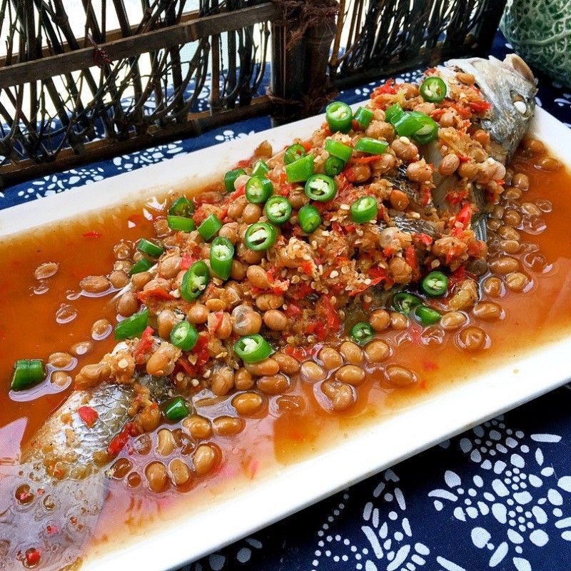 豆豉蒸魚的具體做法：豆豉蒸魚|家常粵菜、廣東朋友手把手教學