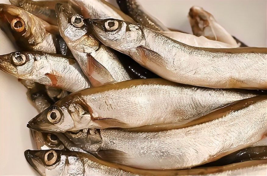 如何判斷龍魚片是否煮熟：判斷龍利魚片是否煮熟，可通過以下方法綜合判斷方法綜合判斷