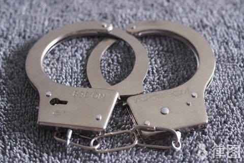 紅龍魚走私是否可以判緩刑：法律規(guī)定走私案可以判緩刑嗎