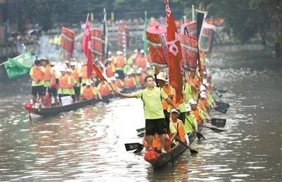 紅龍旗的現代應用有哪些：「黨建領航·旗幟篇」紅龍旗在國際交流中具體有哪些應用？ 紅龍旗的現代應用有哪些：「黨建領航·旗幟篇」紅龍旗在國際交流中具體有哪些應用？ 龍魚百科 第2張