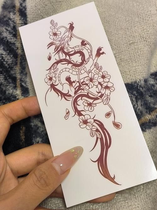 能推薦一些紅龍紋身圖案嗎：幾種風格鮮明的紅龍紋身圖案推薦