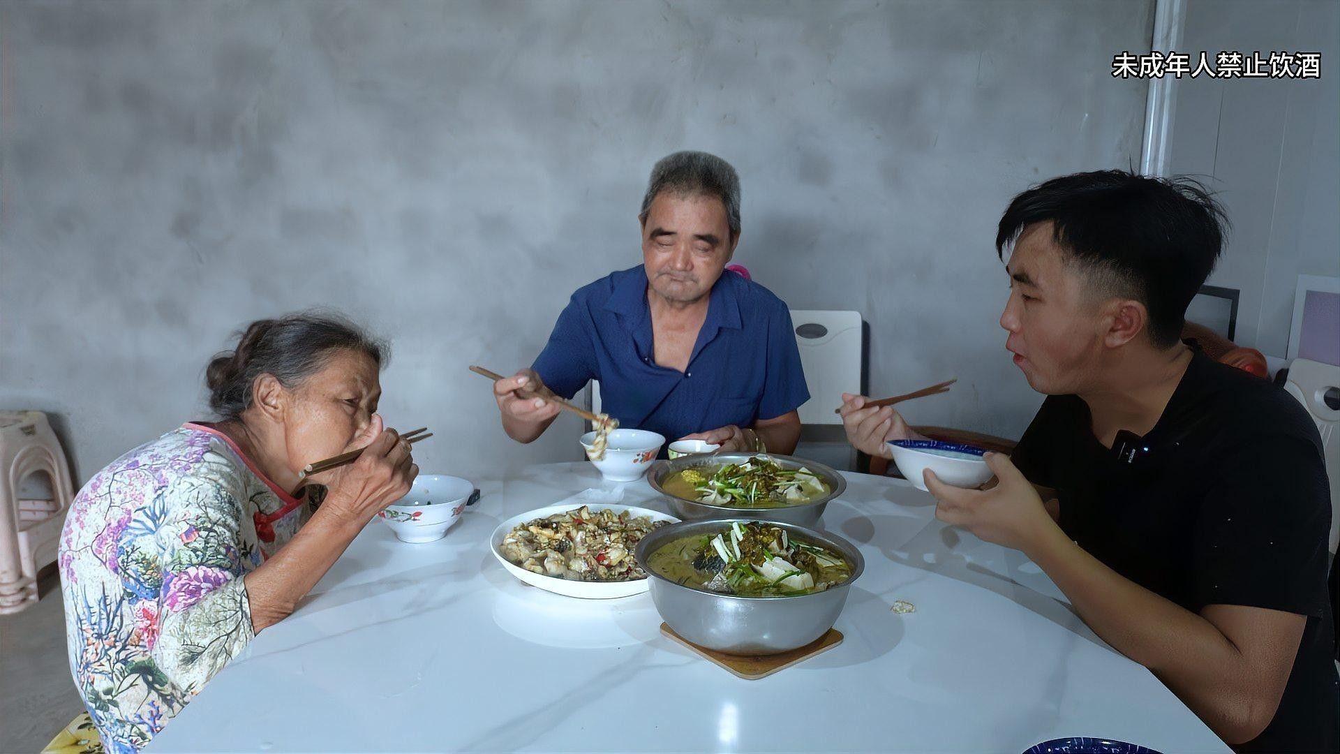 如何判斷烏魚片是否腌制入味？：烏魚片怎么做嫩又好吃 如何判斷烏魚片是否腌制入味？：烏魚片怎么做嫩又好吃 龍魚百科 第2張