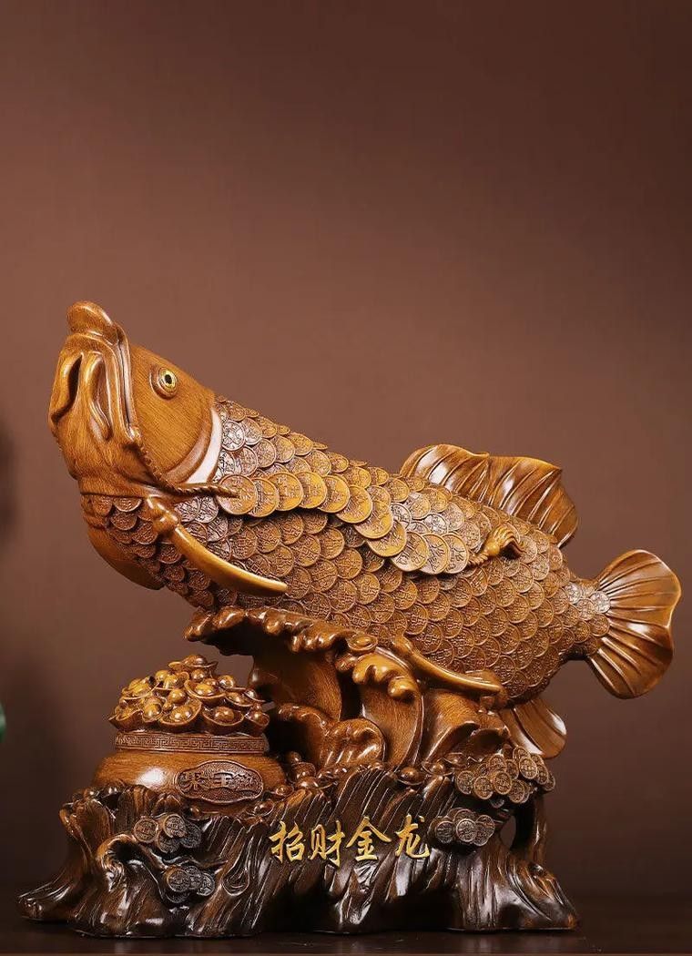 如何找到高清的金龍魚雕刻圖片：從一塊石頭到栩栩如生的金龍魚