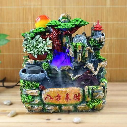 給我一些招財和龍魚混養的圖片：招財魚與龍魚混養的實景圖