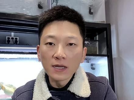 雷龍魚黑斑會擴散嗎：雷龍魚身上的黑斑是什么原因造成的