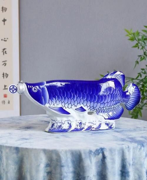 藍色金龍魚擺件有哪些知名品牌：雅吉藍琉璃金龍魚擺件